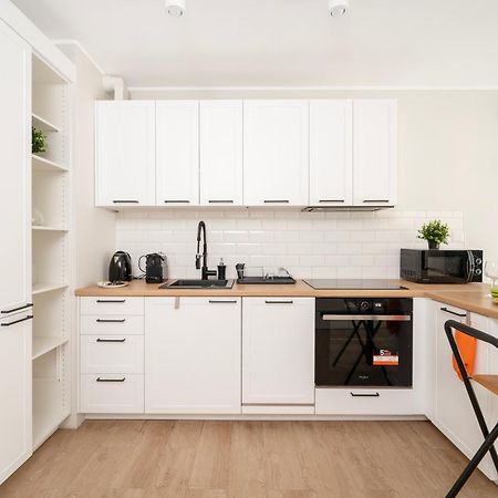 Hideaway Apartment - Terrace With Garden & Parking- By Rentujemy Λοτζ Εξωτερικό φωτογραφία