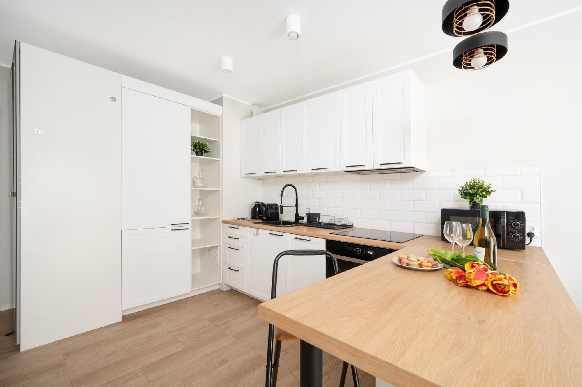 Hideaway Apartment - Terrace With Garden & Parking- By Rentujemy Λοτζ Εξωτερικό φωτογραφία
